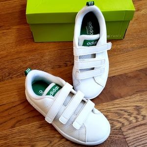 adidas

 219

Kids' Vs Adv Cl CMF Inf Sneaker